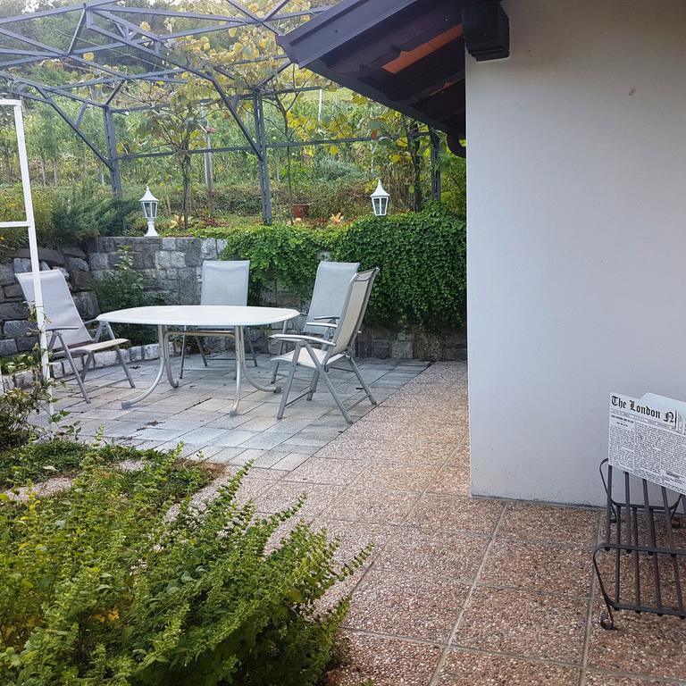 Holiday Home Slavi Vipava Luaran gambar